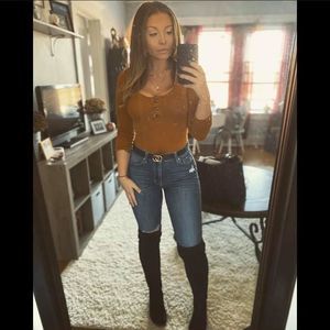 Meet your Posher, Ashlee